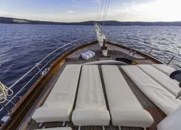 luxury yacht charter Libra sun deck