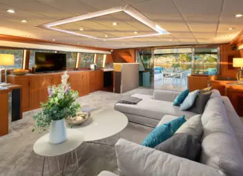 Luxury Yacht San Limi salon