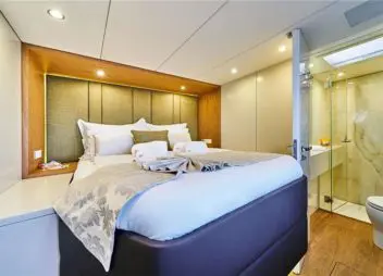 Sailing catamaran Sinata double cabin