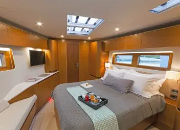 charter Alizee master cabin