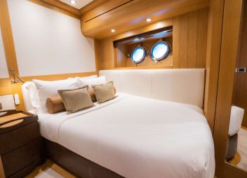 yacht charter Zanziba cabin