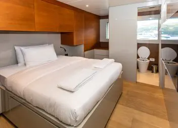 Turkey yacht charter Zeemar double cabin