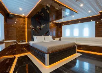 yacht charter Son of wind master cabin