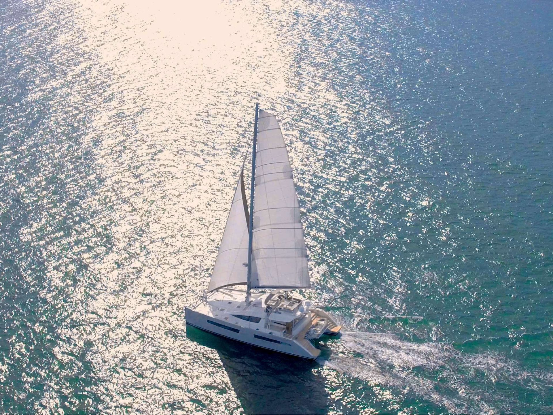 Caribbean catamaran-honeymoon charter Segundo Viento