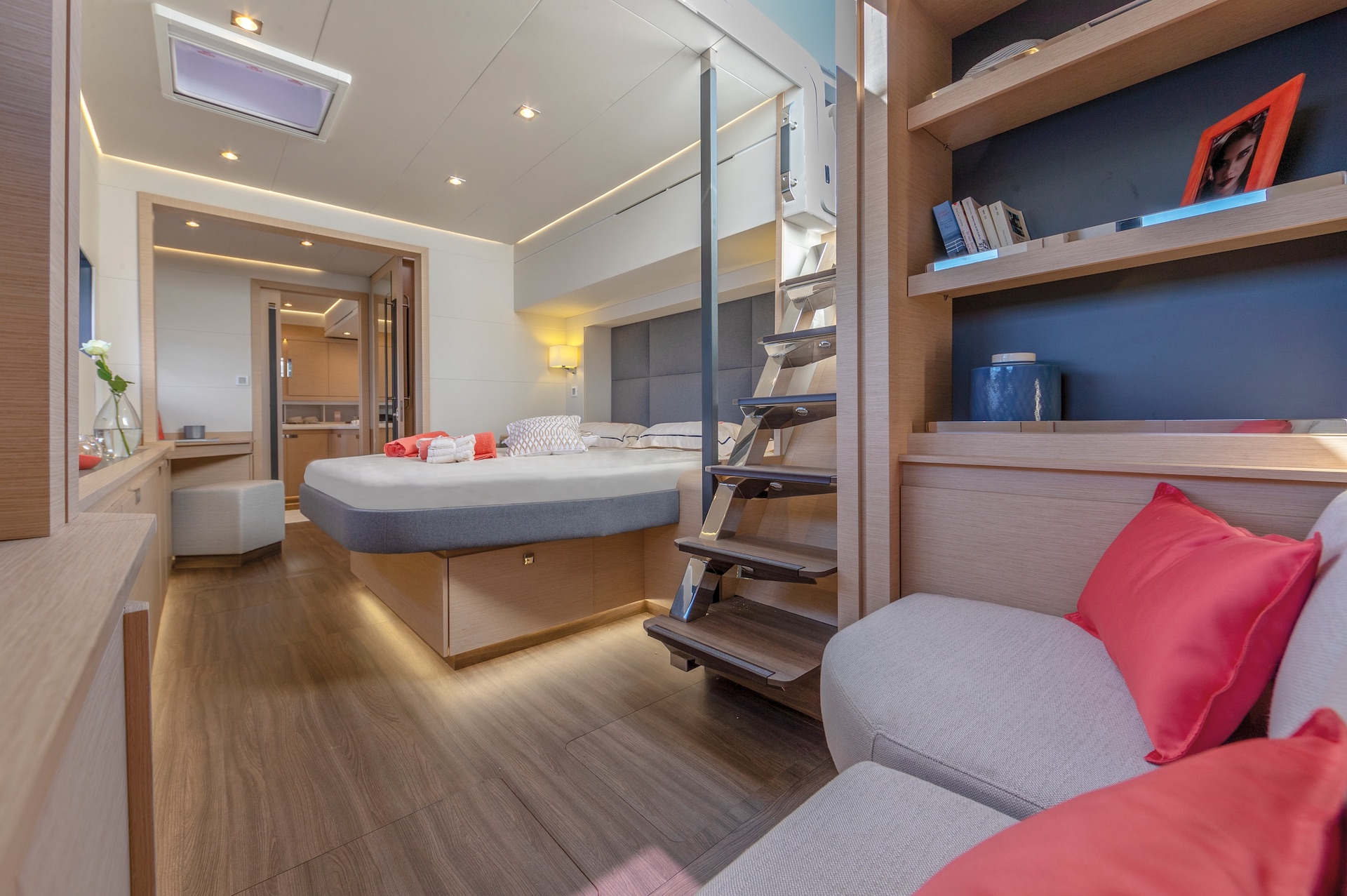 catamaran Floramye master cabin