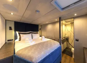 catamaran mr si double cabin yacht