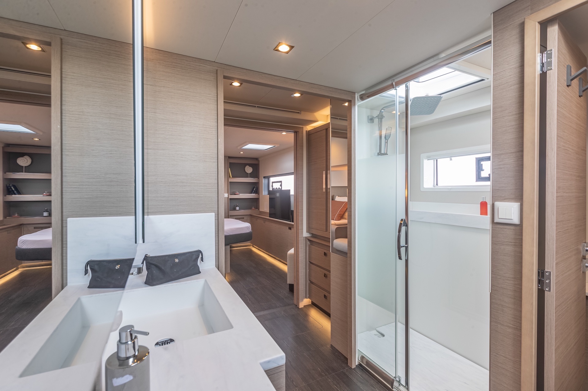 Solomar yacht charter bathroom