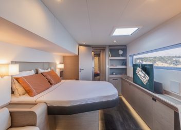 yacht charter Solomar cabin