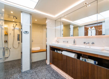 yacht charter le verseau master bathroom