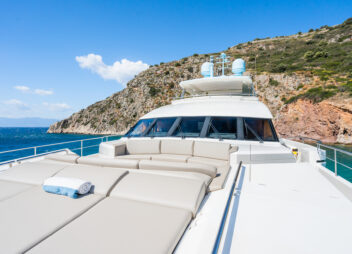 yacht charter le verseau sunbathe