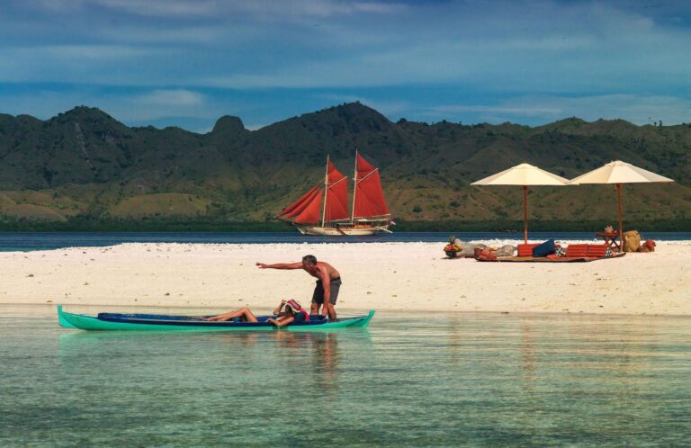 travel-indonesia-11